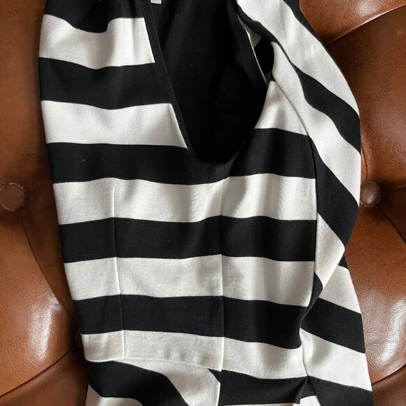 💛 HOST PICK! Banana Republic Peplum Sleeveless Blouse / Top 2P - Picture 7 of 9